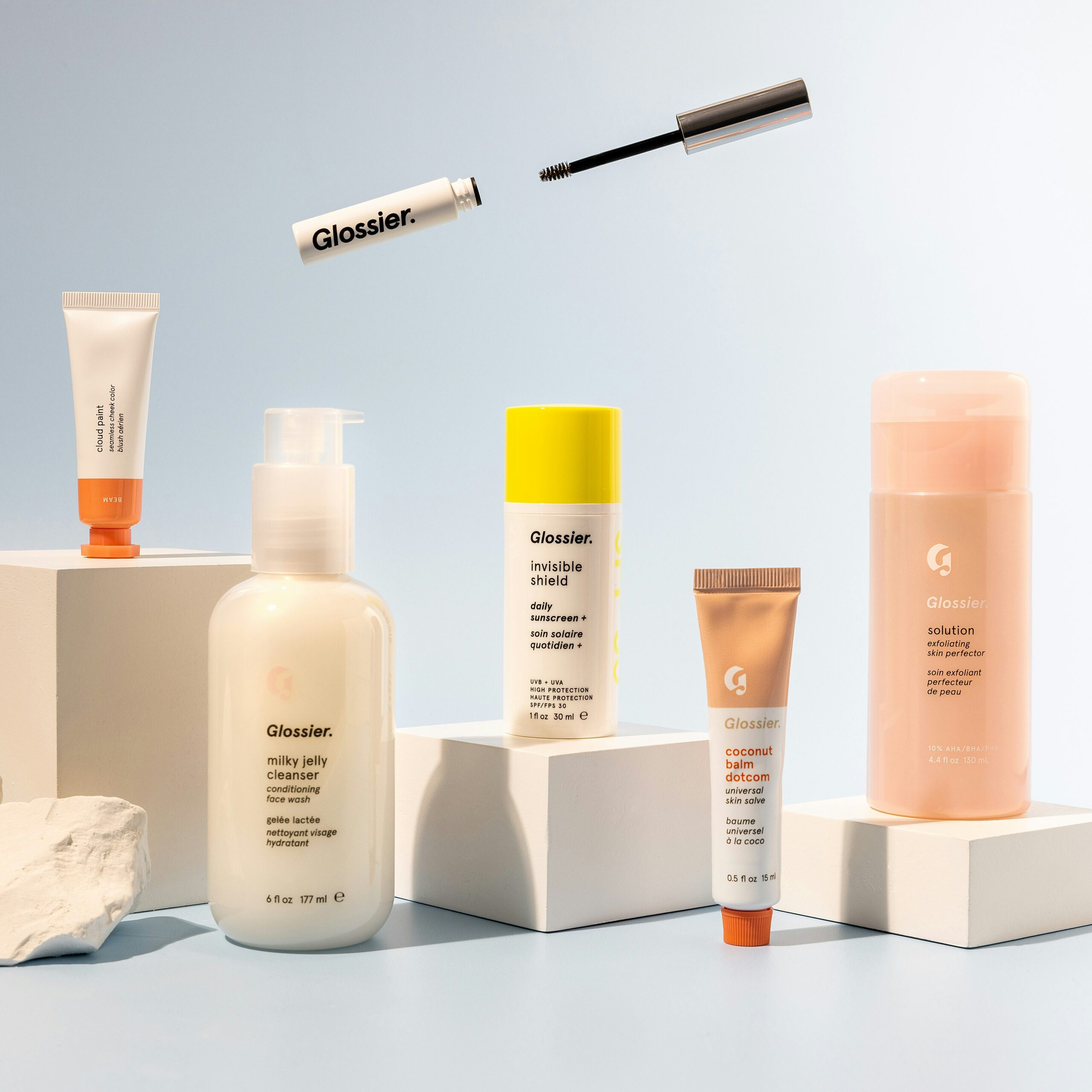 AliExpress: Como Identificar e Reportar Produtos Falsificados 1 white and brown plastic bottles