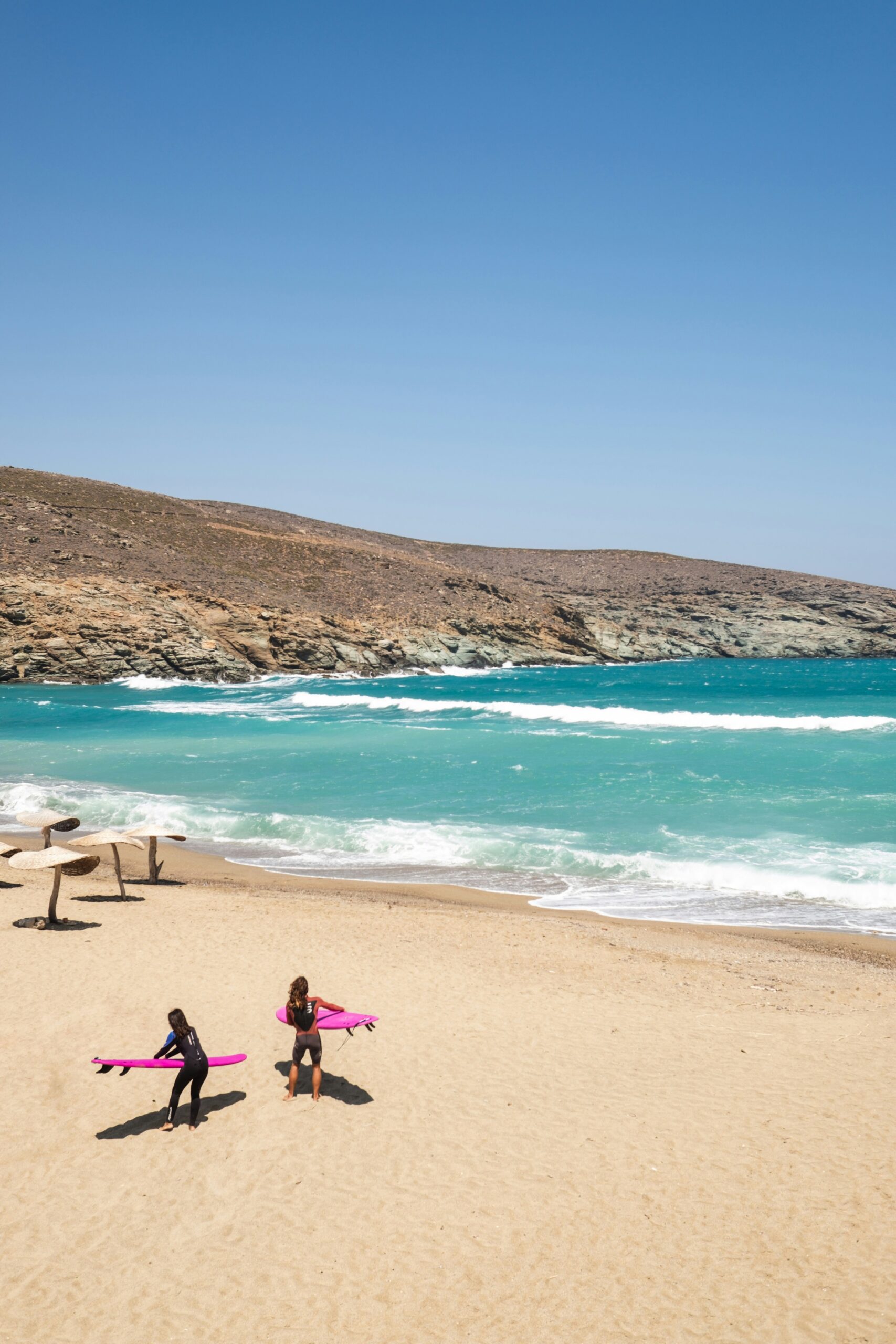 Guia de Compras no AliExpress para Artigos Esportivos: O Que Vale a Pena 1 people on beach during daytime